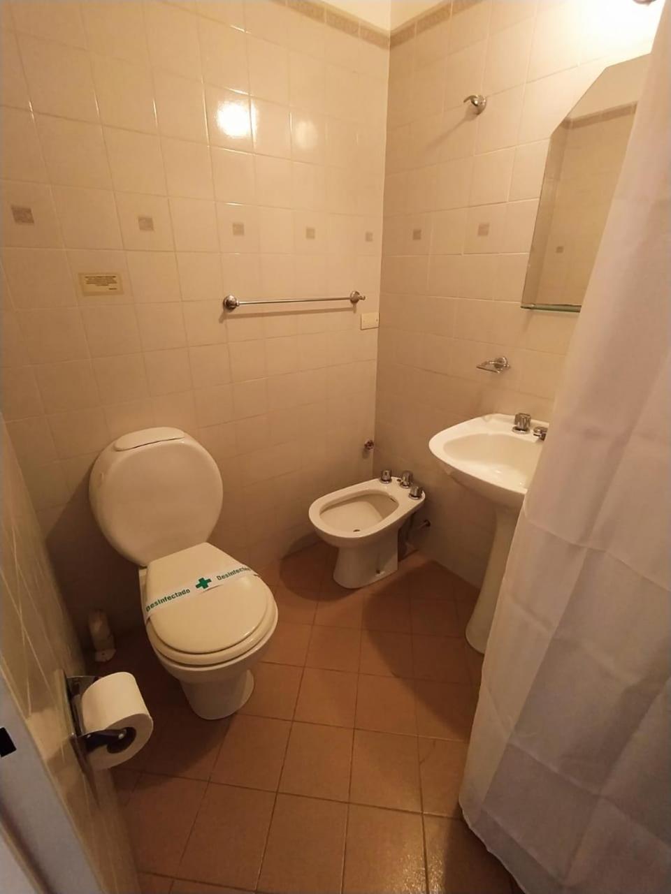 Hotel Berlin By Cph Villa General Belgrano Bilik gambar